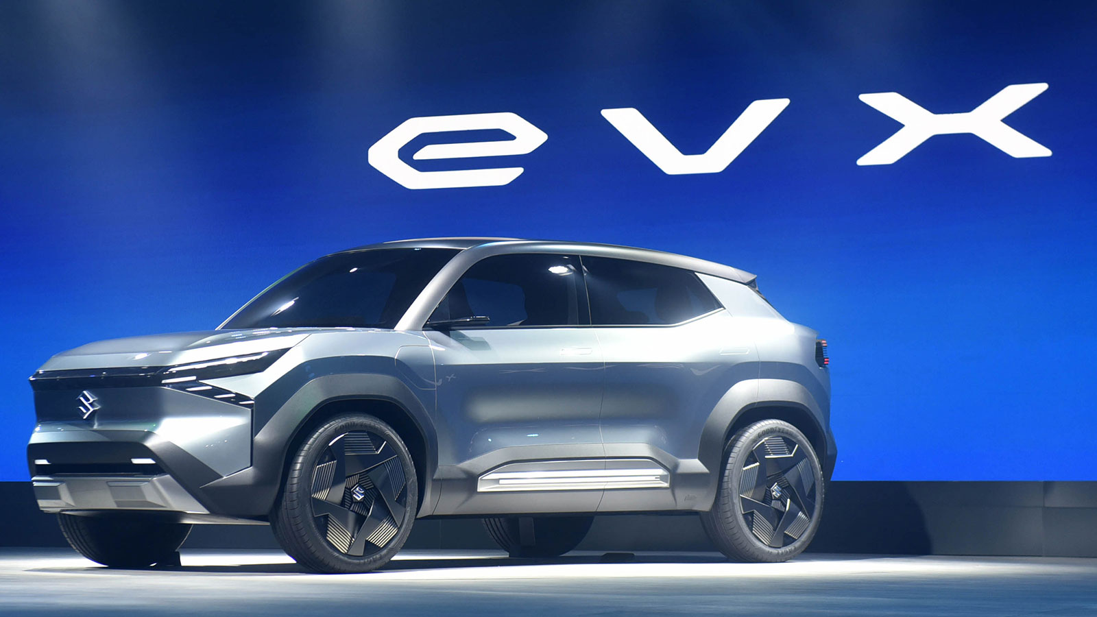 Το πρώτο ηλεκτρικό Suzuki είναι το eVX Concept